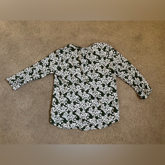 NWOT fun2fun Green Floral 3/4 Sleeve Blouse - Picture 6 of 7